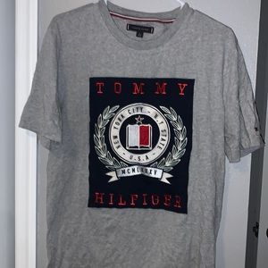 Tommy Hilfiger t shirt